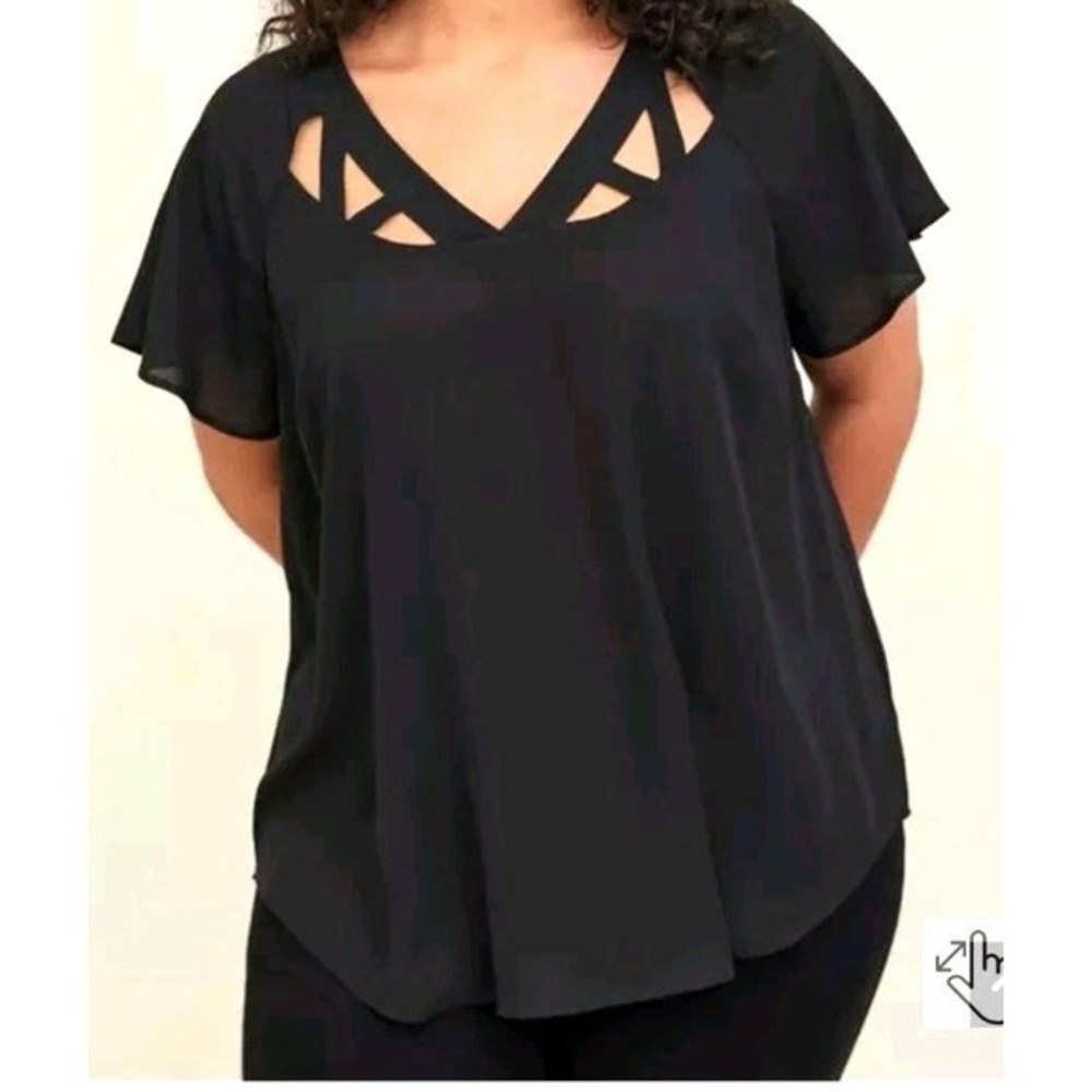 TORRID‎ Black Lattice Neck Short Sleeve Sheer Blouse Plus Size 0